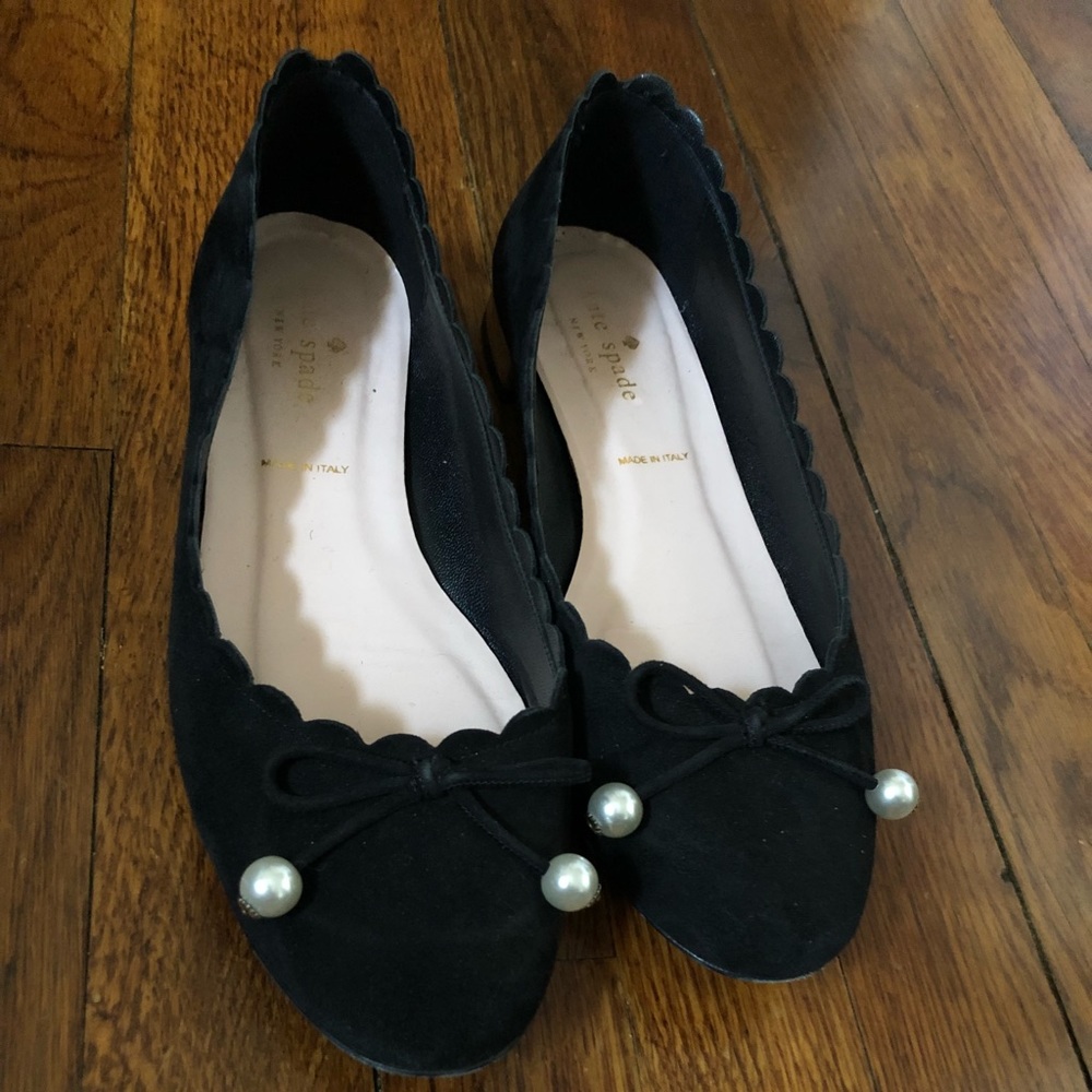 Kate spade Black scalloped suede flats♠️